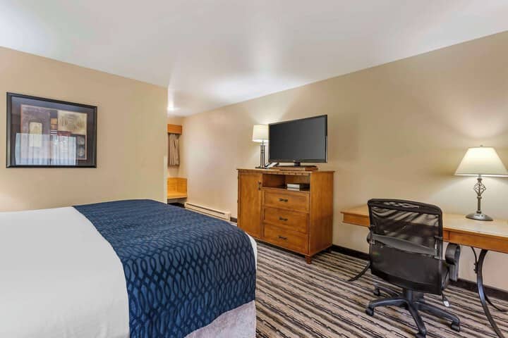 Room 15 of 76